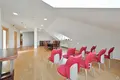 Büro 4 zimmer 186 m² in Riga, Lettland
