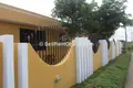 Дом 4 спальни  Аккра, Гана