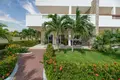 Piso independiente 3 habitaciones 372 m² Thatch Point, Honduras