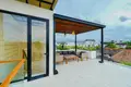 Wohnung 3 Schlafzimmer 213 m² Tumbakbayuh, Indonesien