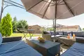 9 room house 517 m² Opcina Medulin, Croatia