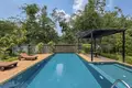 2 bedroom Villa 1 m² Krous, Cambodia
