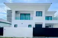 Dom 5 pokojów  Pattaya City, Tajlandia
