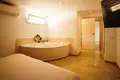 Villa de tres dormitorios 232 m² Alfaz del Pi, Španjolska