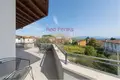 Mieszkanie 4 pokoi 220 m² Desenzano del Garda, Włochy