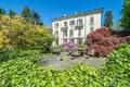 Villa 1 500 m² Casciago, Italien