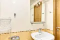 Mieszkanie 2 pokoi 56 m² Mińsk, Białoruś