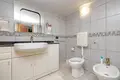 Villa de tres dormitorios 33 000 m² Castel dArio, Italia
