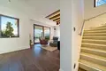 Villa mit 2 Schlafzimmern 185 m² Tivat, Montenegro