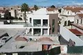 4 bedroom house 407 m² Torrevieja, Spain