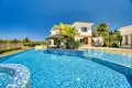 5-Schlafzimmer-Villa 817 m² Agios Georgios Peyeias, Zypern