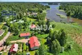 Dom  Neuvoton, Finlandia