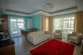 Квартира 3 комнаты  Муратпаша, Турция