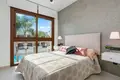 Mieszkanie 3 pokoi 70 m² Torrevieja, Hiszpania