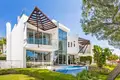 Dom 5 pokojów 385 m² Marbella, Hiszpania