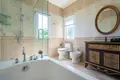 4 bedroom apartment 1 423 m² Si Sunthon, Thailand