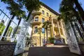 Hotel 1 300 m² en Lovran, Croacia