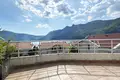 Mieszkanie 4 pokoi 130 m² Risan, Czarnogóra