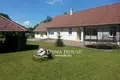 Cottage 2 bathrooms 130 m² in Central Hungary, Hungary