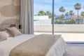 4 bedroom house 424 m² Dos Hermanas, Spain