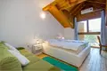 Casa 8 habitaciones 262 m² Opcina Plaski, Croacia