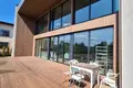 Casa 6 habitaciones 250 m² Riga, Letonia