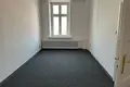 Propiedad comercial 1 habitación 39 m² en Varsovia, Polonia
