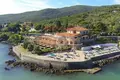 Propiedad comercial 2 000 m² en Grosseto, Italia