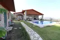 3 bedroom bungalow 247 m² Adrasan, Turkey