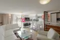 Mieszkanie 4 pokoi 160 m² Miasto Stołeczne Praga, Czechy