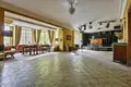 Haus 10 zimmer 686 m² Warschau, Polen