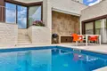 Вилла 3 спальни 240 м² Тиват, Черногория