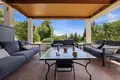 Haus 4 Schlafzimmer 250 m² Dos Hermanas, Spanien