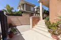 Haus 4 zimmer 405 m² Alicante, Spanien
