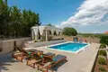 4 bedroom Villa 250 m² Grad Vodice, Croatia