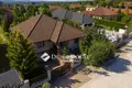 House 3 bathrooms 240 m² in Central Hungary, All countries