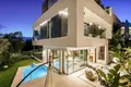 Szeregowiec 4 pokoi 609 m² Marbella, Hiszpania