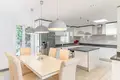 Haus 5 Schlafzimmer 220 m² Dos Hermanas, Spanien