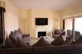 3 bedroom apartment 150 m² Manilva, Spain
