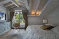 Chalet 5 bedrooms  in Courchevel, France