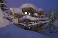 Chalet 6 bedrooms  in Courchevel, France