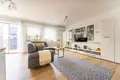 5 room apartment 129 m² Marki, Poland
