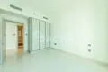 Mieszkanie 2 pokoi 74 m² Dubaj, Emiraty Arabskie