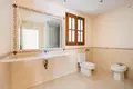 4 bedroom house 276 m² Dos Hermanas, Spain