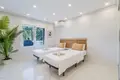 7 bedroom house 420 m² Dos Hermanas, Spain