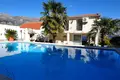 Haus 4 Schlafzimmer 280 m² Stoliv, Montenegro