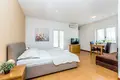 Haus 13 Schlafzimmer 681 m² Gespanschaft Küstenland-Bergland, Kroatien