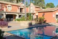 villa de 5 dormitorios  Benahavis, Španjolska