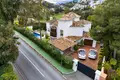 Villa de 4 dormitorios 373 m² Benahavis, Španjolska
