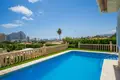 3-Schlafzimmer-Villa 200 m² Calp, Spanien